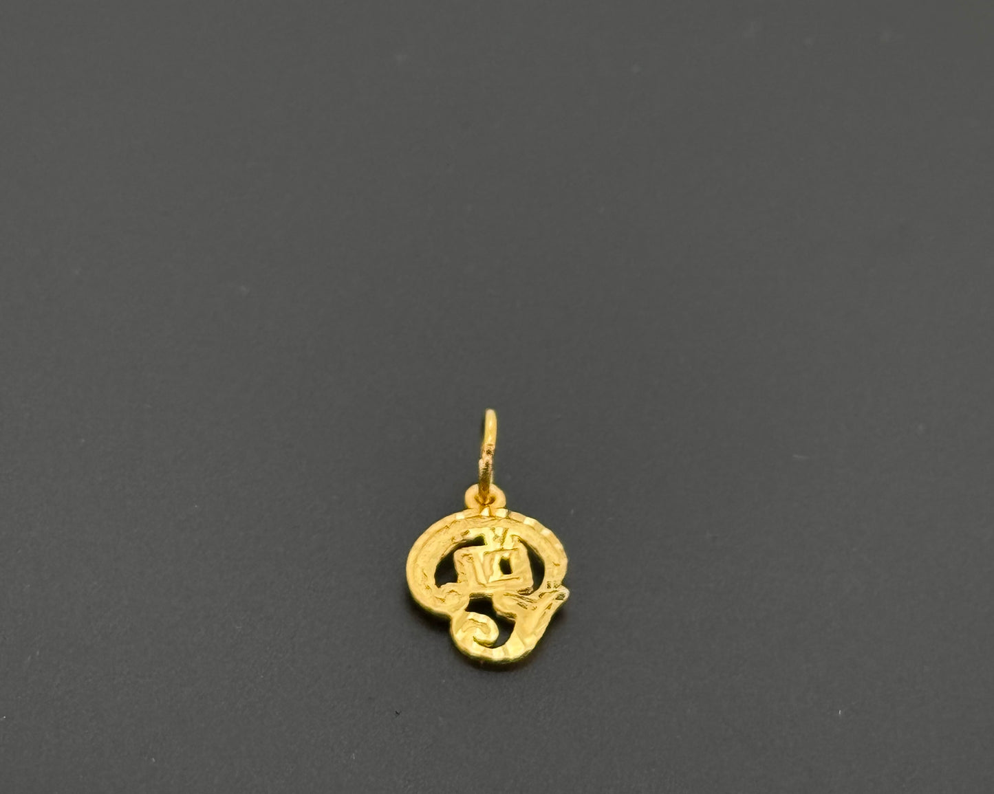 22K Solid Gold Hindu Pendants P842