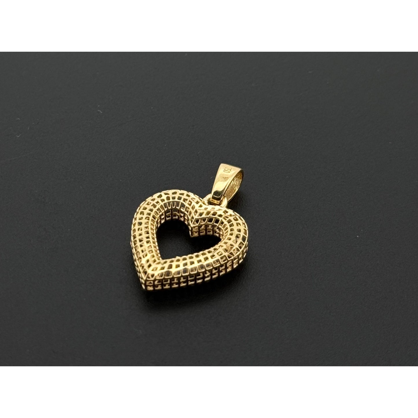 18K Solid Gold Fancy Pendants P884