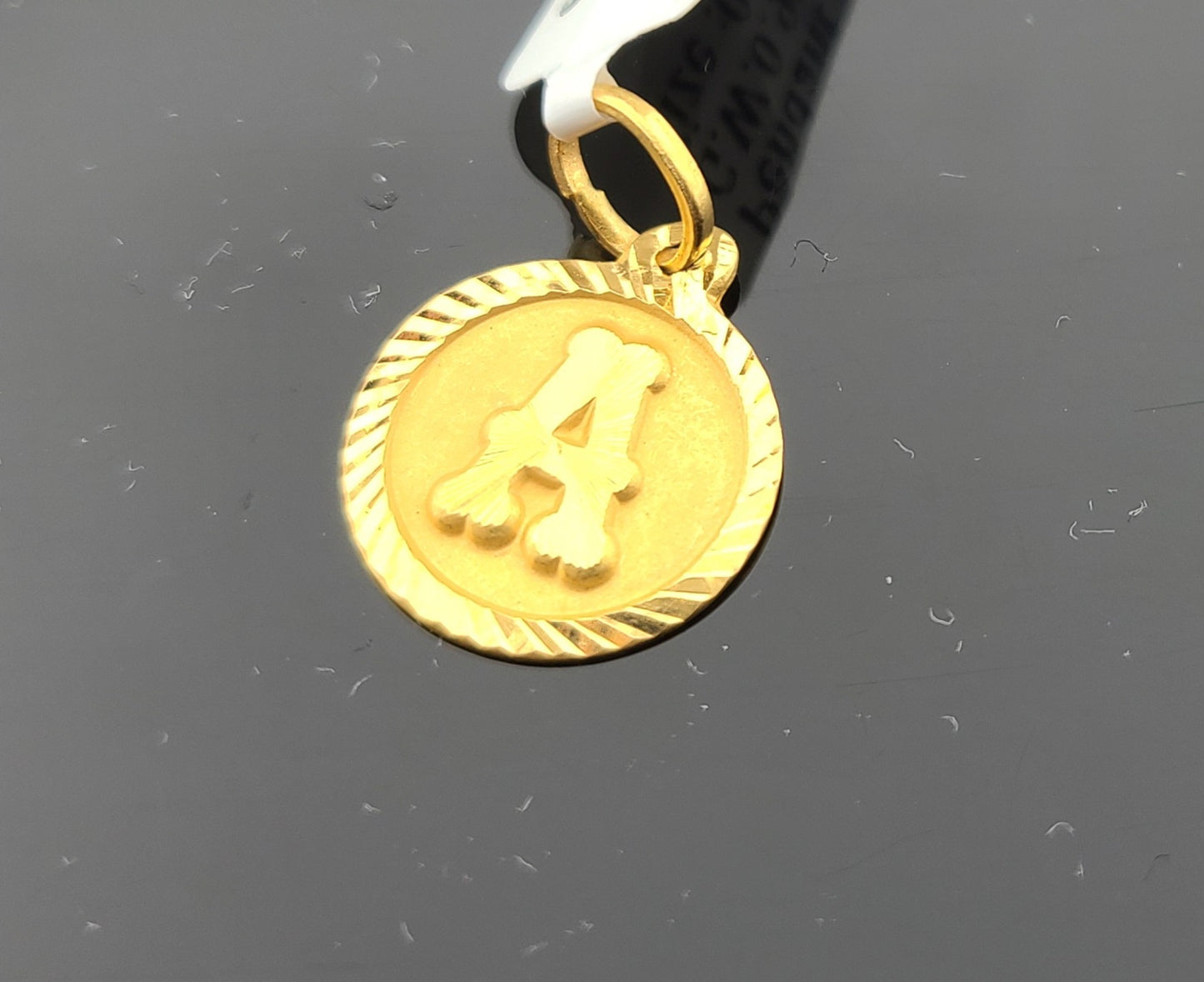 22K Solid Gold Letter Pendant P898