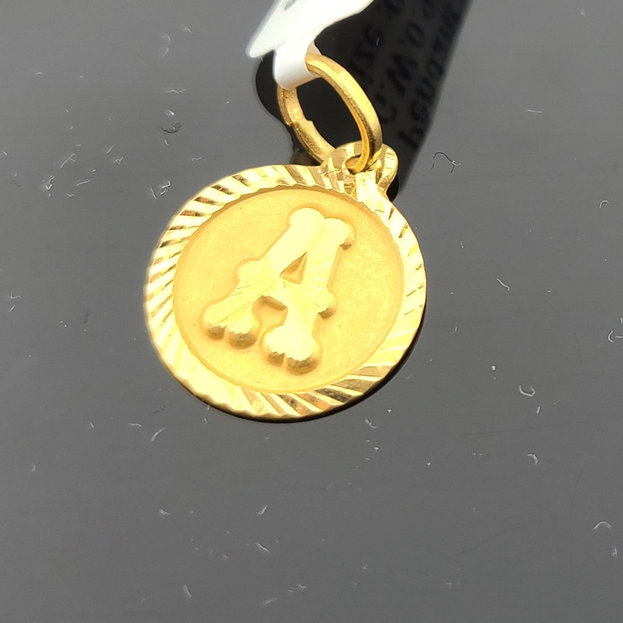 22K Solid Gold Letter Pendant P898