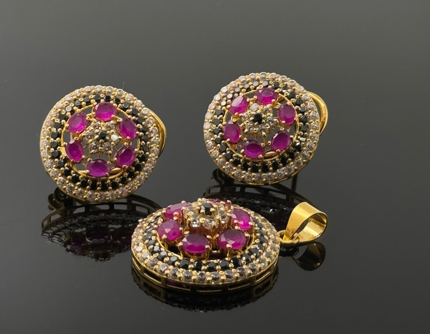 22K Solid Gold Fancy Pendant Sets PS115