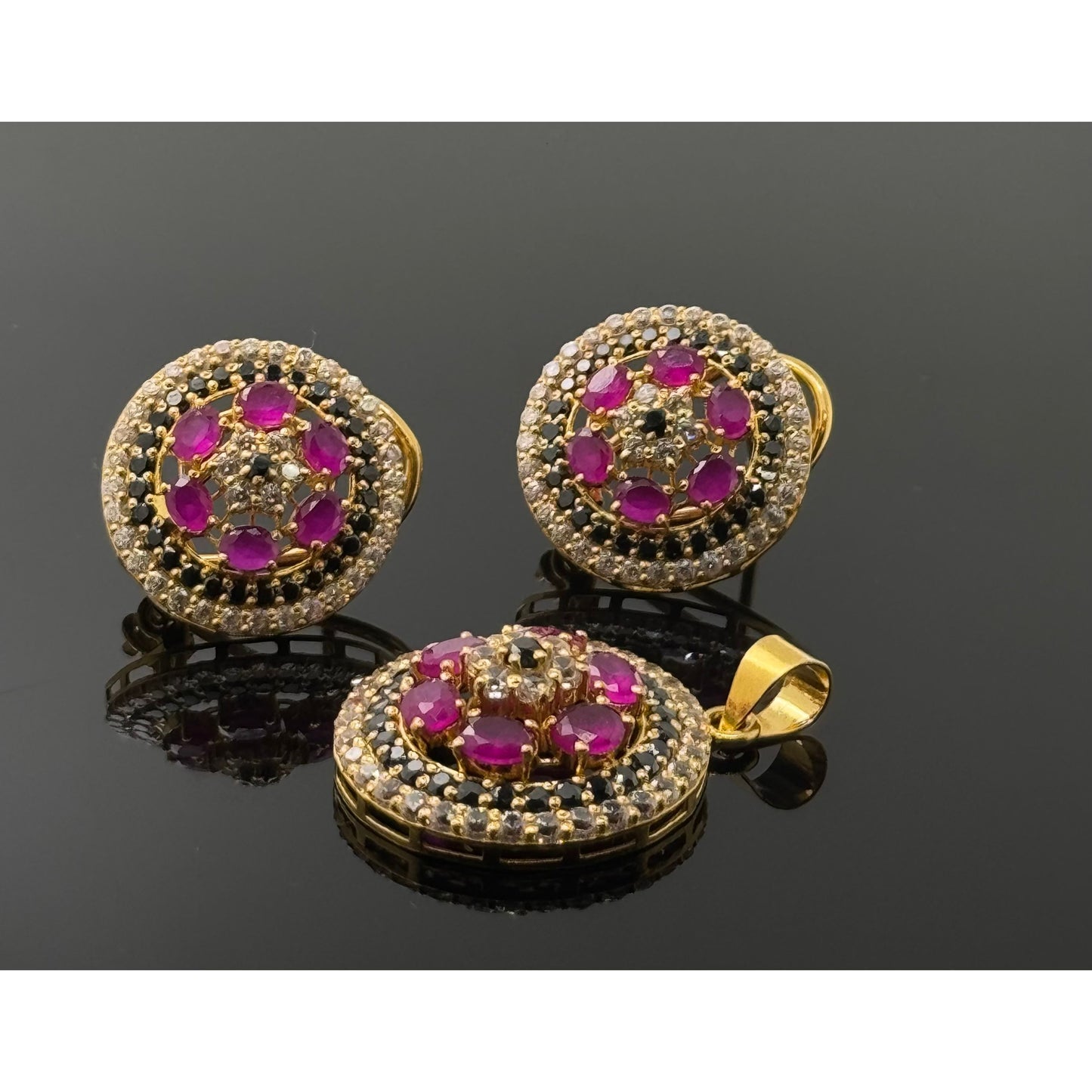 22K Solid Gold Fancy Pendant Sets PS115