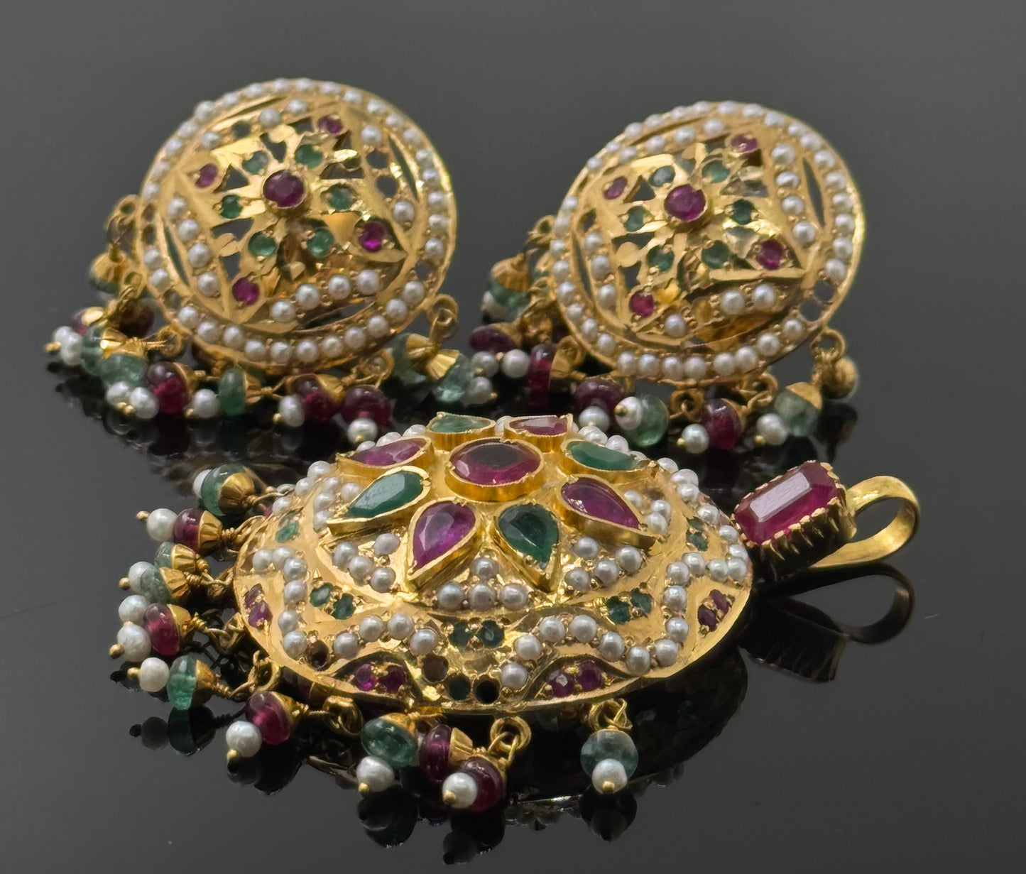 22K Solid Gold Fancy Pendant Sets PS117