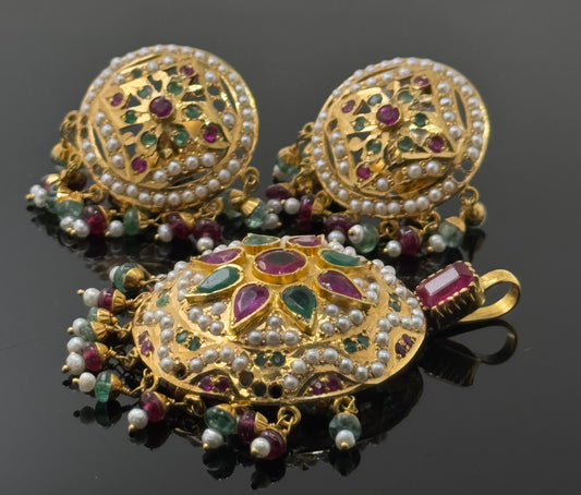 22K Solid Gold Fancy Pendant Sets PS117