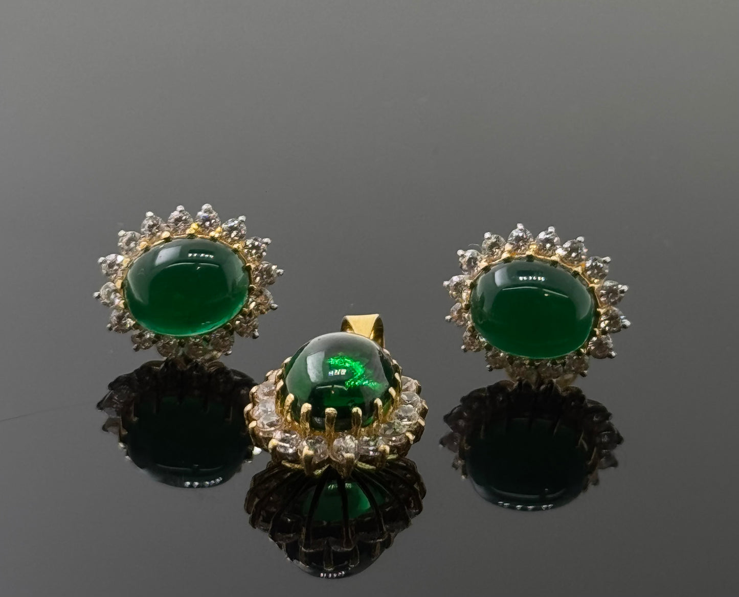 22K Solid Gold Fancy Pendant Sets PS201