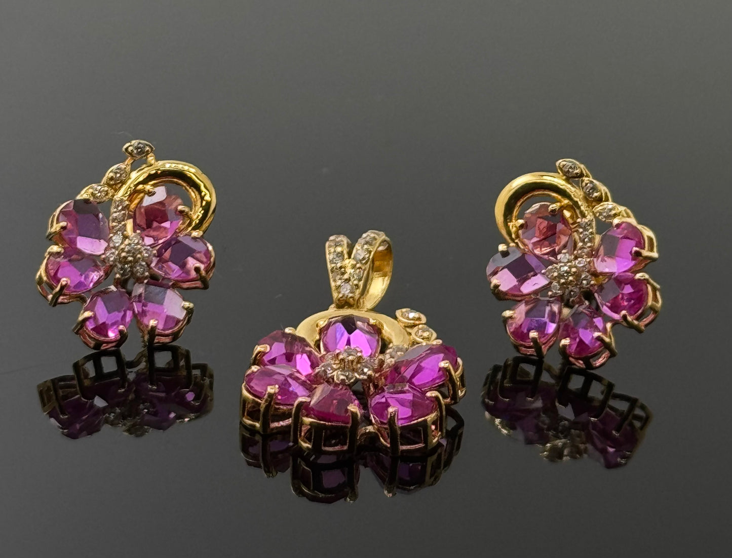 22K Solid Gold Fancy Pendant Sets PS202