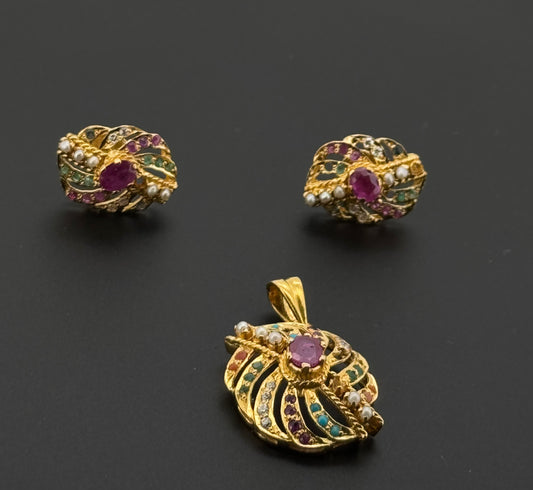 22K Solid Gold Fancy Pendant Sets PS215