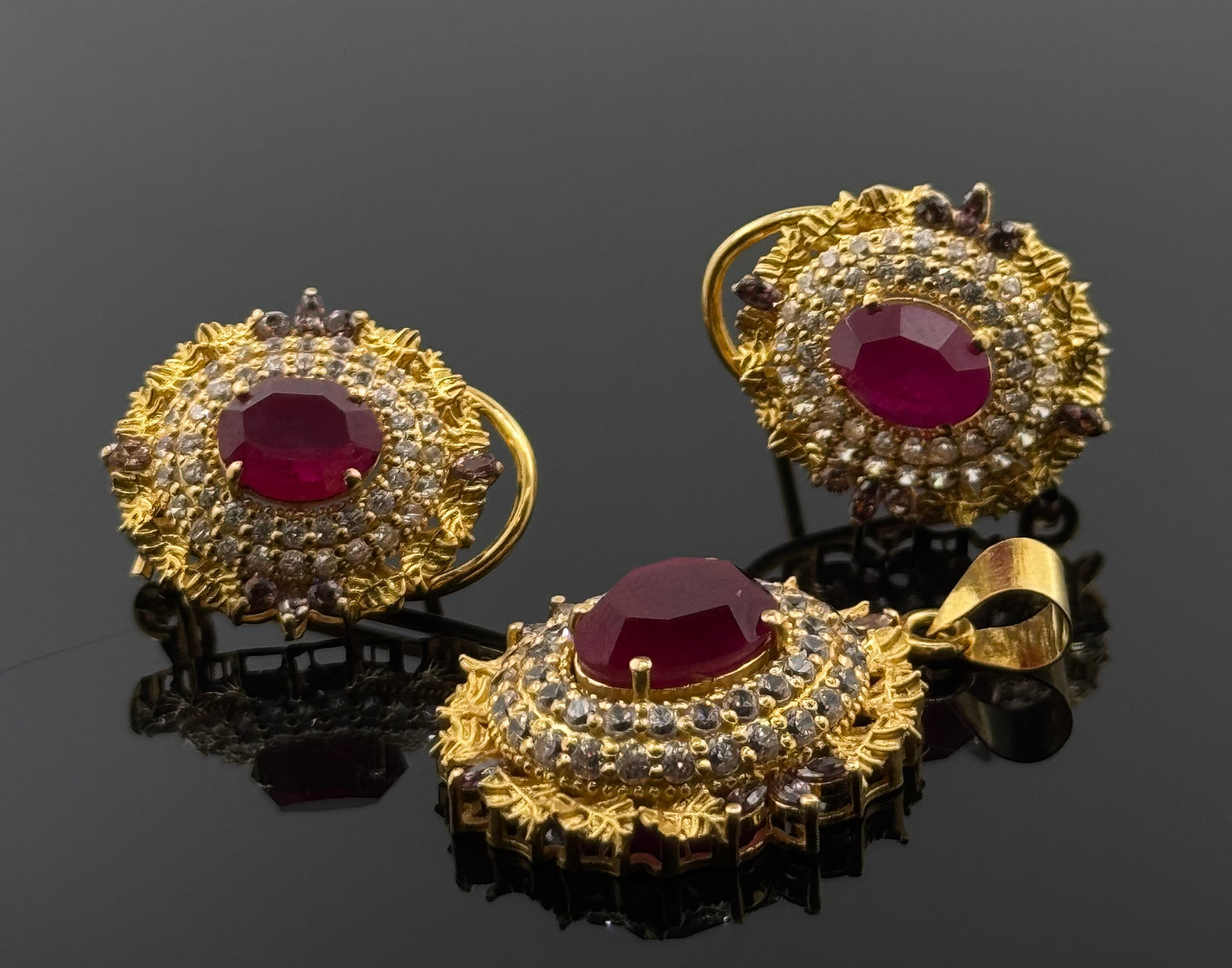 22K Solid Gold Fancy Pendant Sets PS39