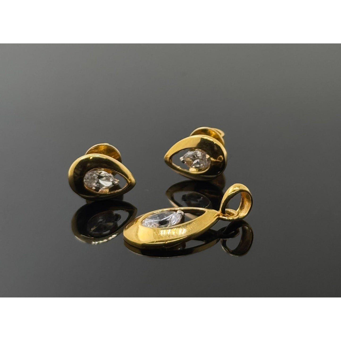 22K Solid Gold Fancy Pendant Sets PS70