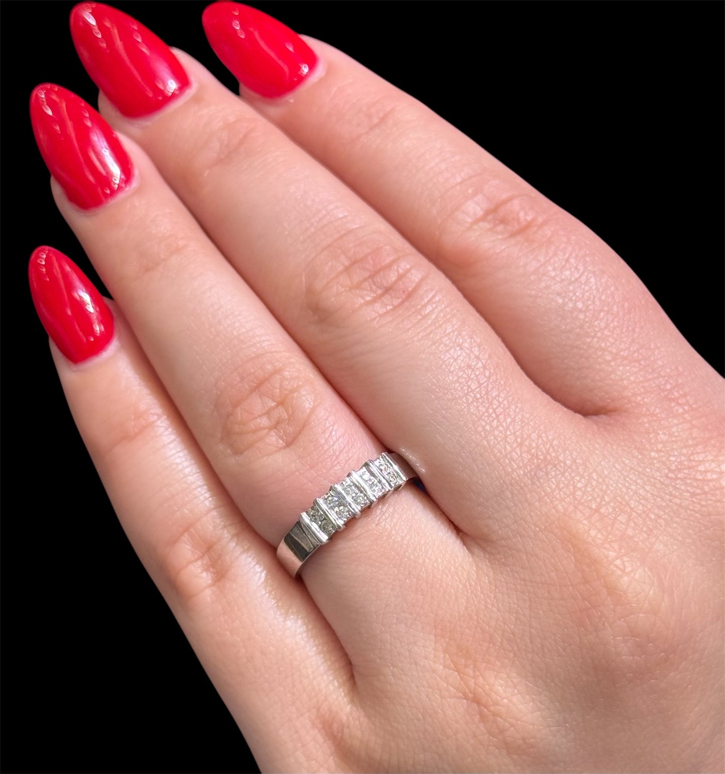 Natural Diamond Band DR416