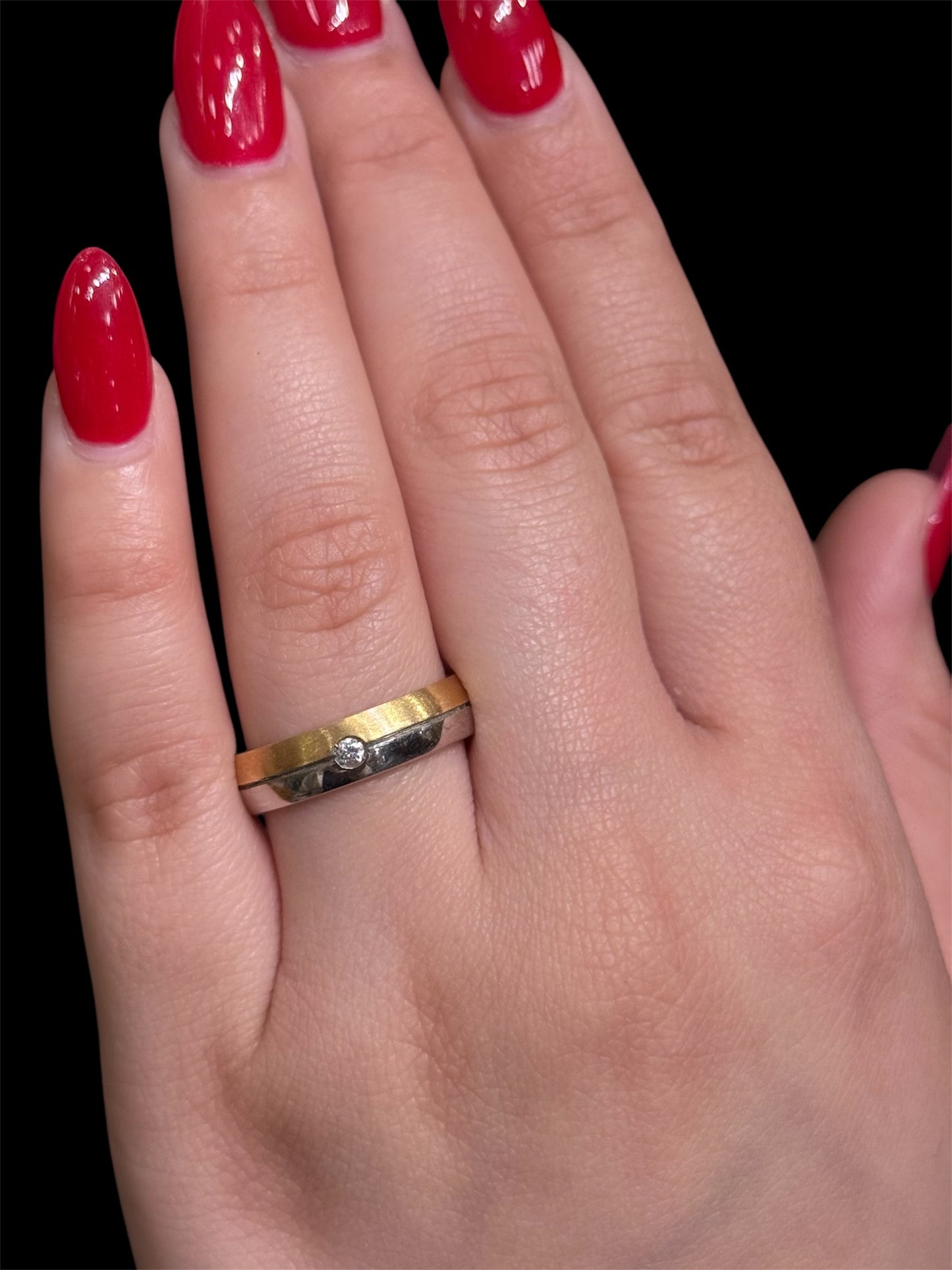 Natural Diamond Band DR17