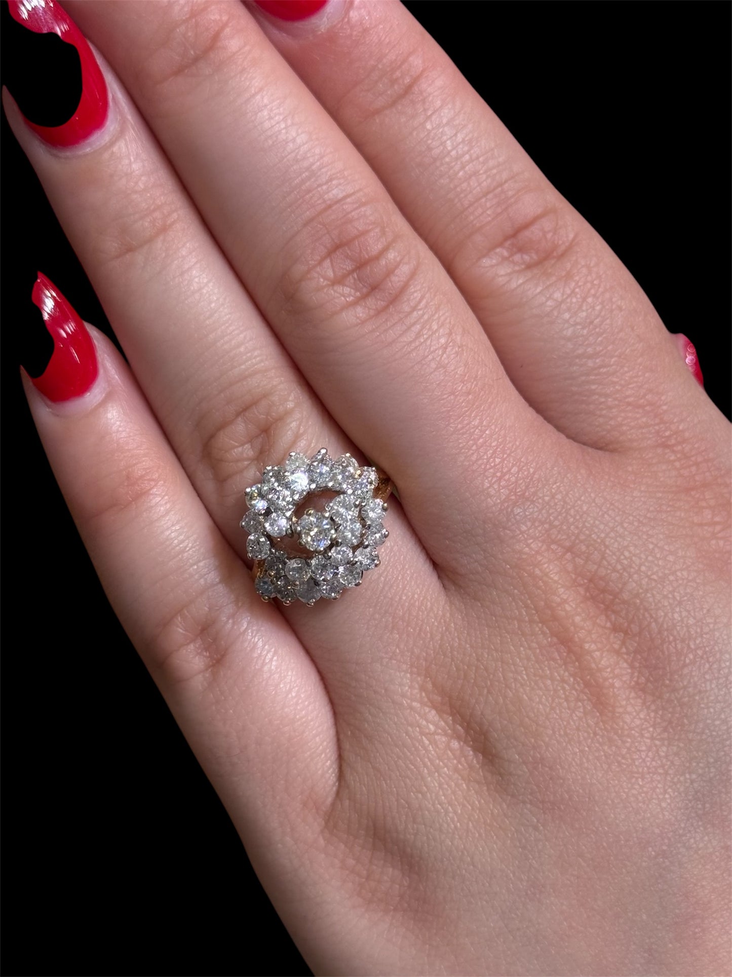 Natural Diamond Sprial Ring DR187
