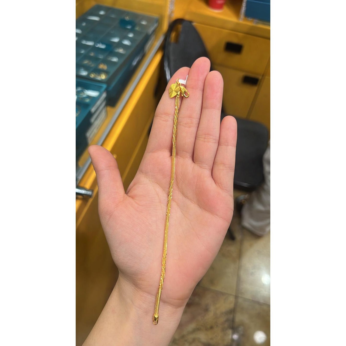 22 k gold bracelet