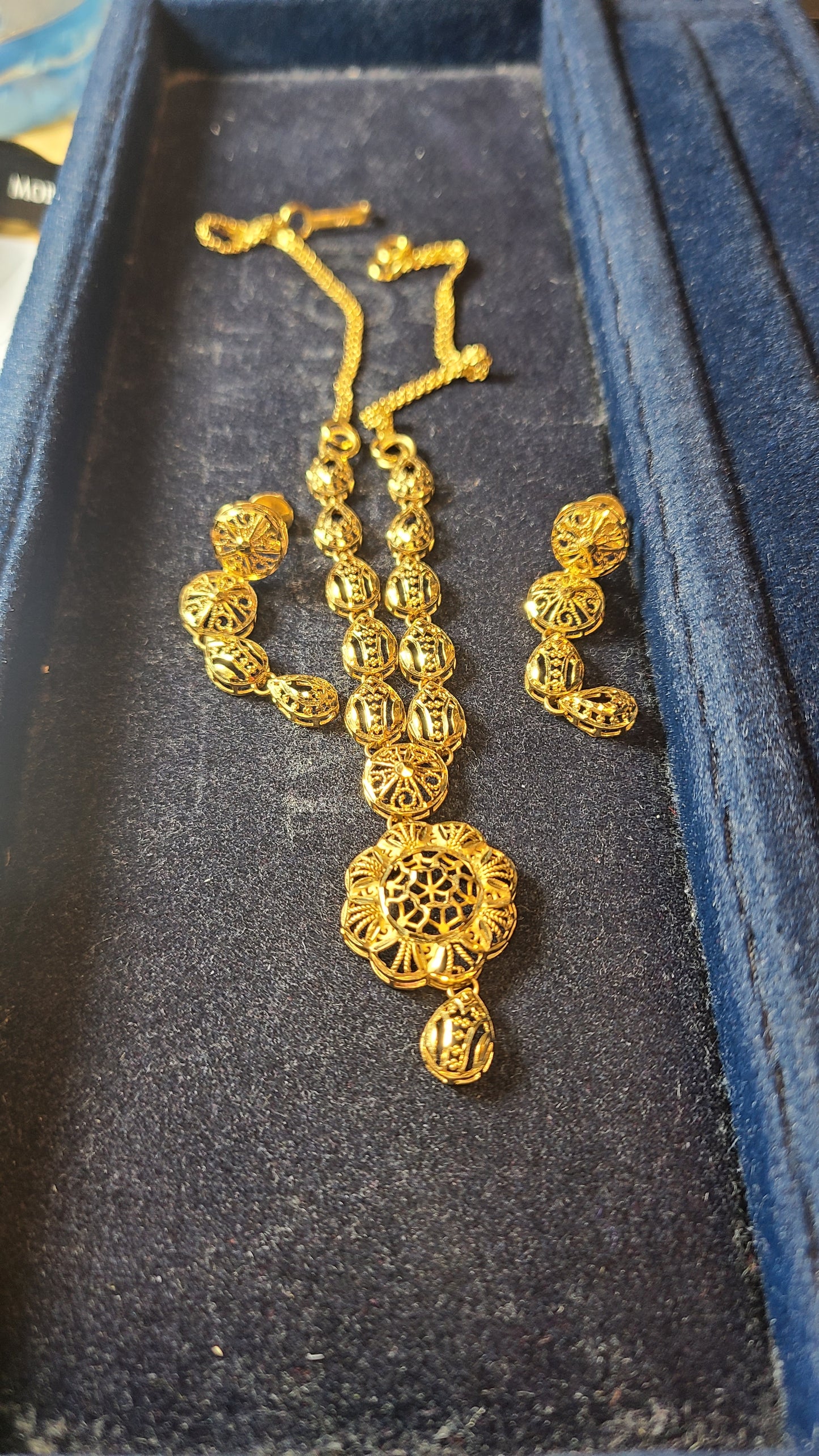 22k gold necklace sim100