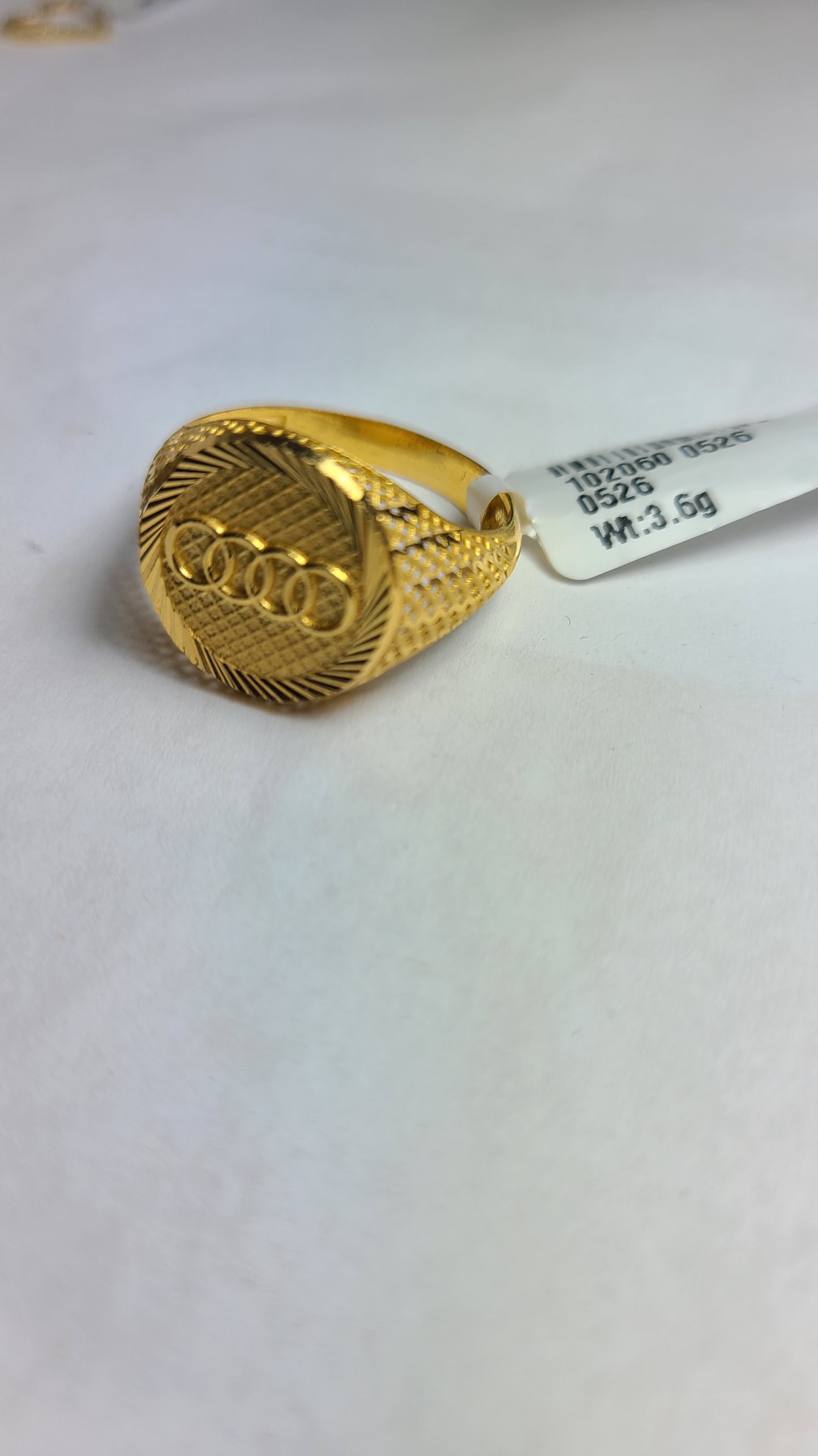 22k gold ring r100