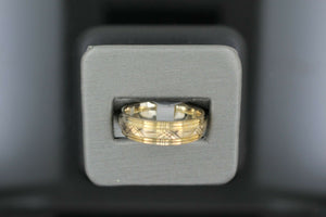18k Solid Gold Elegant Ladies Modern Machine Finish Band Ring R9080m - Royal Dubai Jewellers