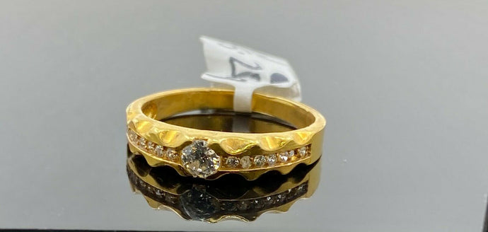 22k Ring Solid Gold ELEGANT Ladies Channel Band SIZE 7.75 