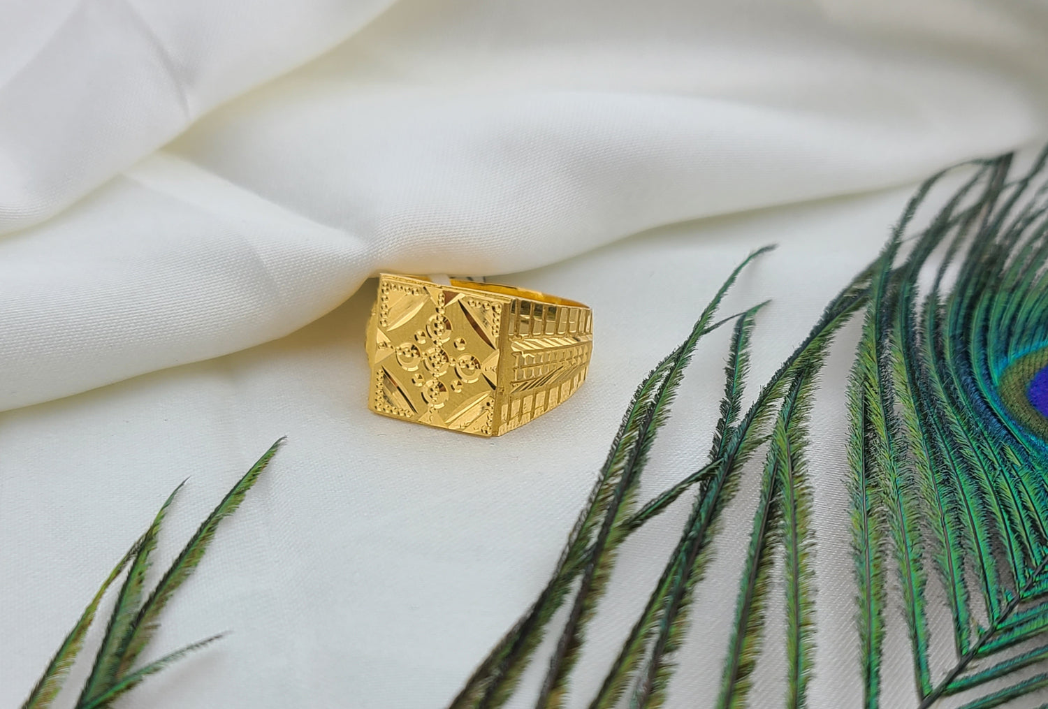 Plain Gold Men Rings