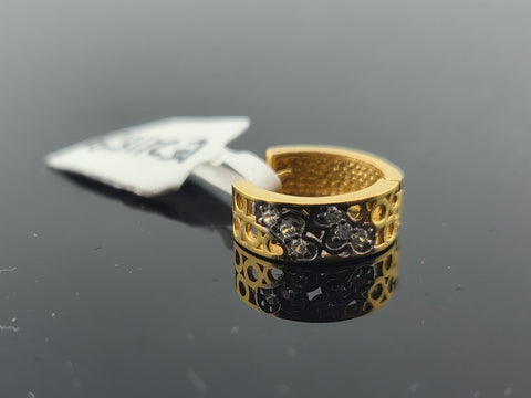 22K Solid Gold Designer Two Tone Single Men Earring E21159 - Royal Dubai Jewellers