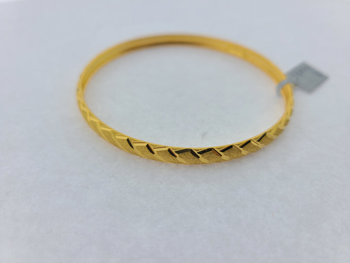 22K Solid Gold Designer Bangle B9495 - Royal Dubai Jewellers