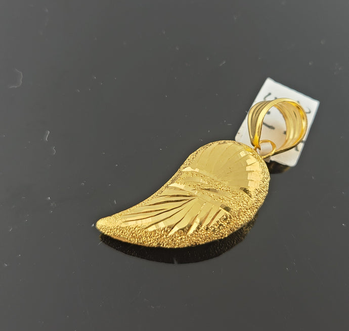 22K Solid Gold Leaf Pendant P5821 - Royal Dubai Jewellers
