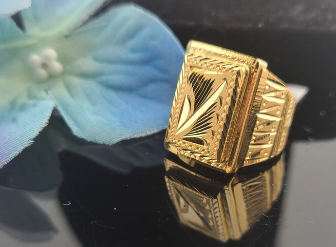 22K Solid Gold Designer Men's Ring R16830 - Royal Dubai Jewellers