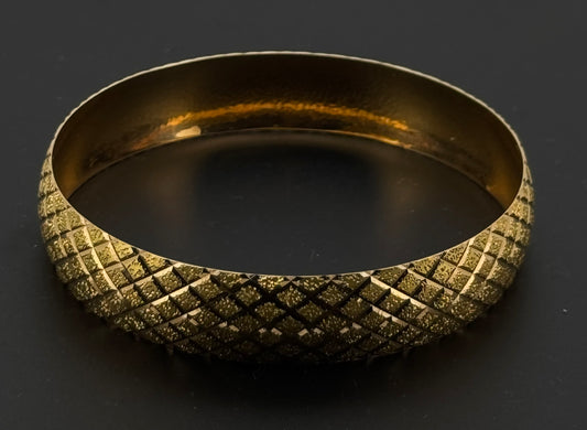 22K Solid Gold Fancy Bangles BG225
