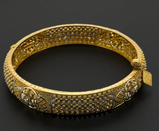22K Solid Gold Fancy Bangles BG238