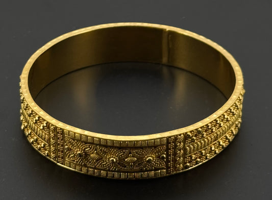 22K Solid Gold Fancy Bangles BG242