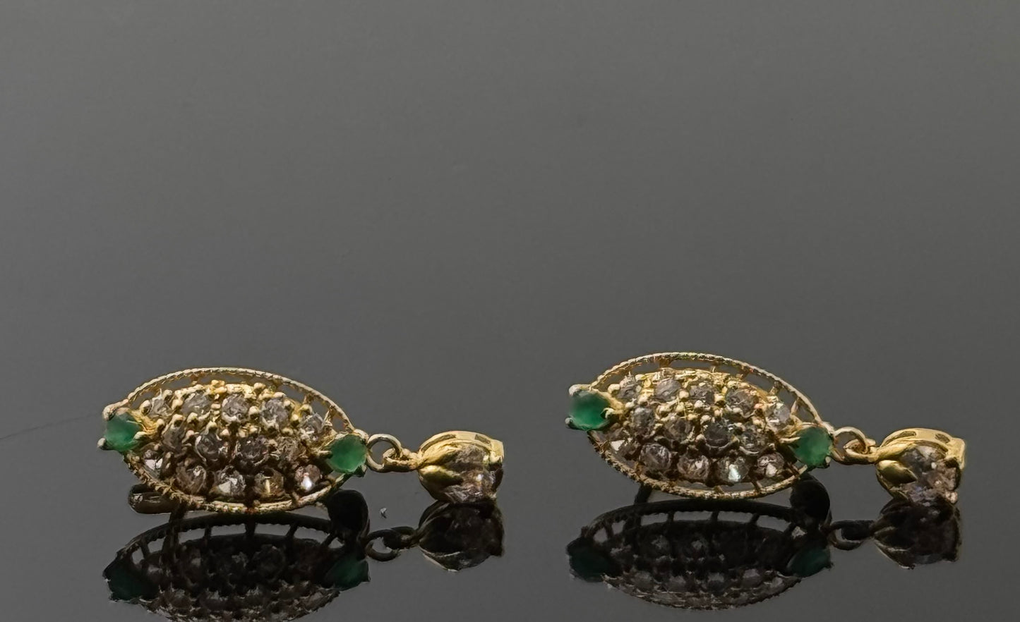 22k Solid Gold Simple Ladies Hoops E143