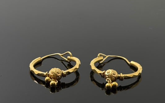 18k Solid Gold Simple Ladies Hoops E162