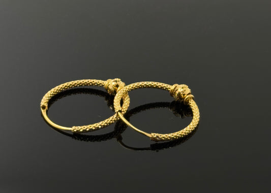 22k Solid Gold Simple Ladies Hoops E190