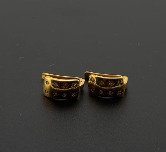 22k Solid Gold Simple Ladies Hoops E621