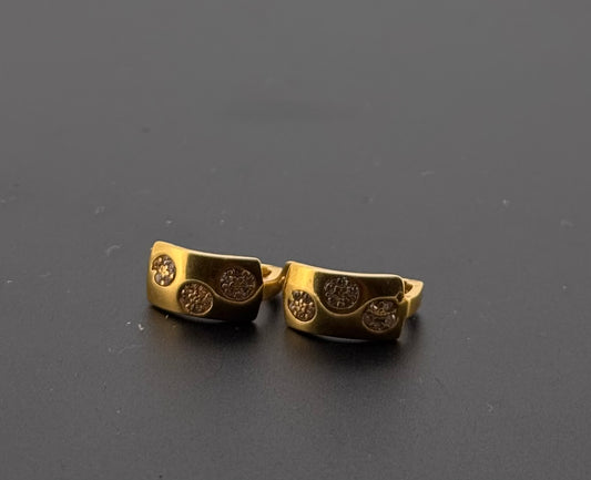 22k Solid Gold Simple Ladies Hoops E623