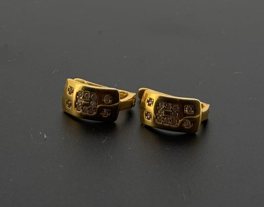 22k Solid Gold Simple Ladies Hoops E626