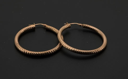 10K Solid Gold Simple Ladies Hoops E682