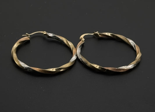 10K Solid Gold Simple Ladies Hoops E685