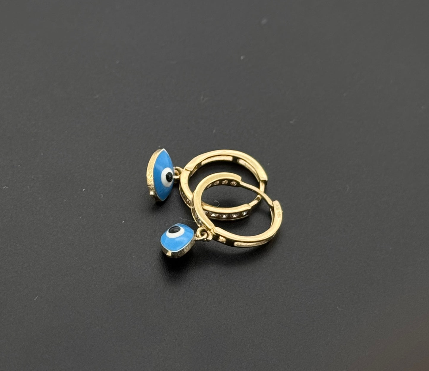 10K Solid Gold Simple Ladies Hoops E705