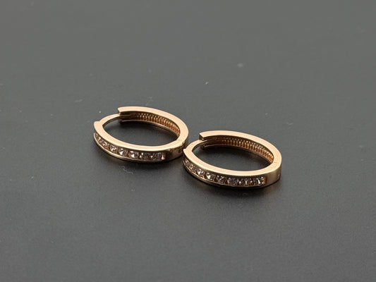 10K Solid Gold Simple Ladies Hoops E714