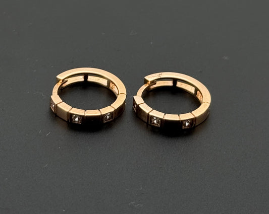 10K Solid Gold Simple Ladies Hoops E718