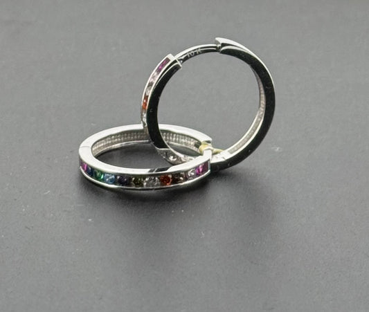 10K Solid Gold Simple Ladies Hoops E719