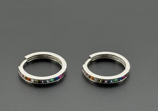 10K Solid Gold Simple Ladies Hoops E731