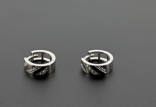10K Solid Gold Simple Ladies Hoops E736