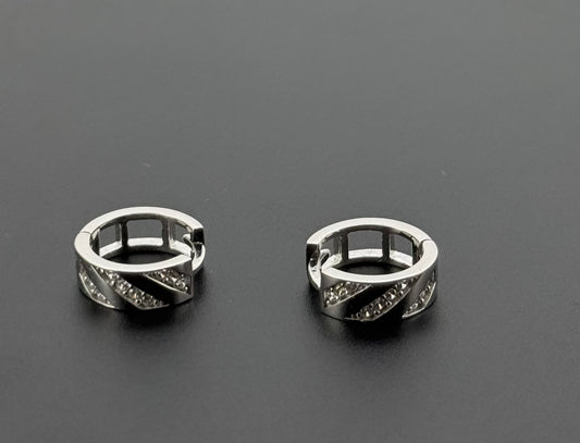 10K Solid Gold Simple Ladies Hoops E745