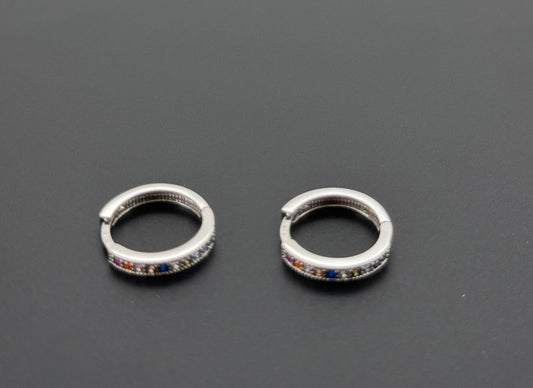 10K Solid Gold Simple Ladies Hoops E782