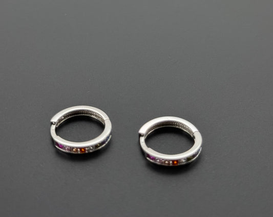 10K Solid Gold Simple Ladies Hoops E785
