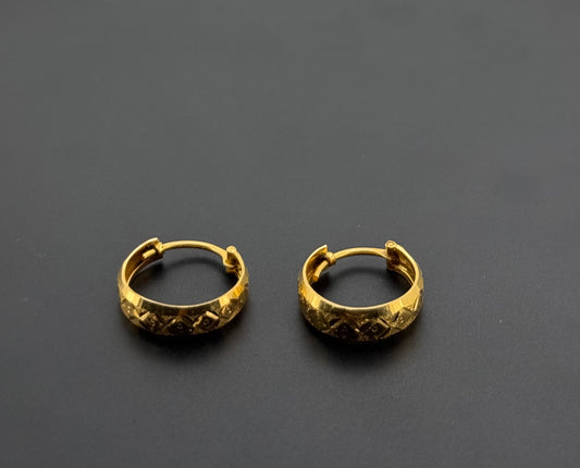 22K Solid Gold Simple Ladies Hoops E834