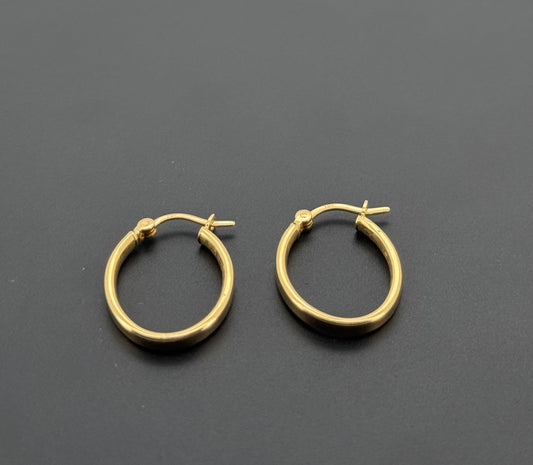 18K Solid Gold Simple Ladies Hoops E845