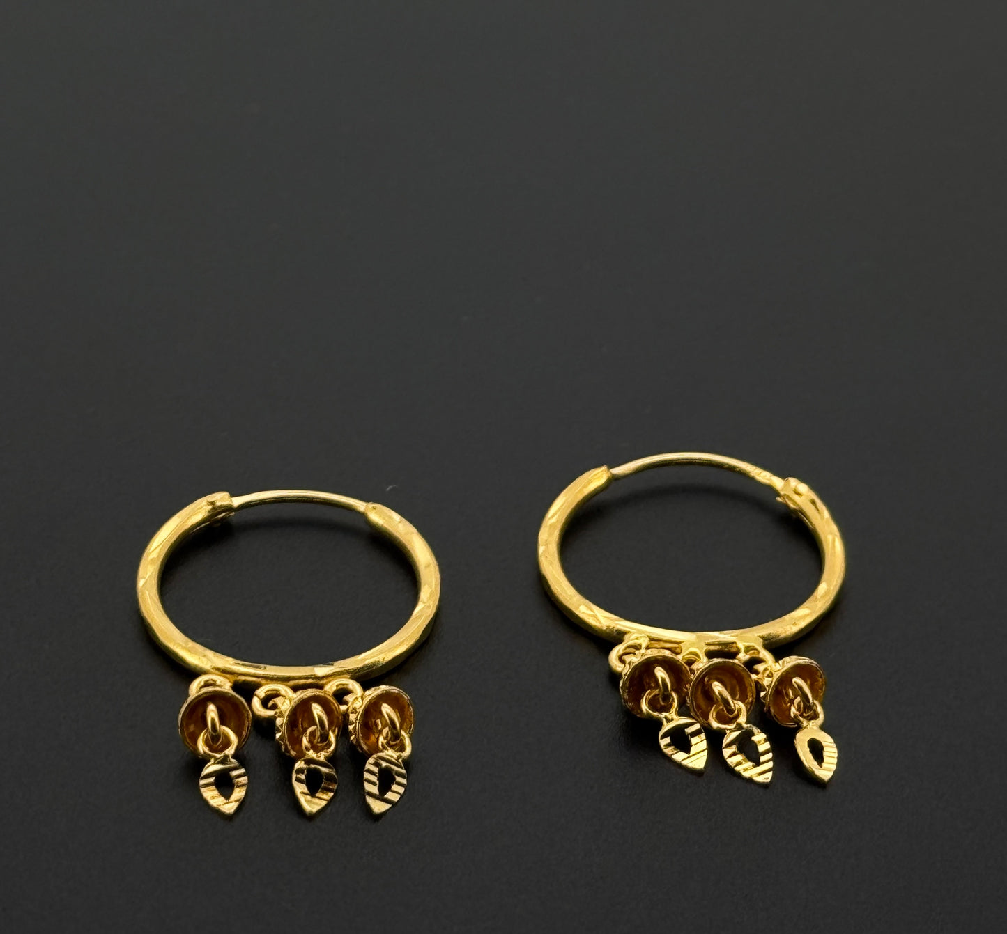 22K Solid Gold Simple Ladies Hoops E857