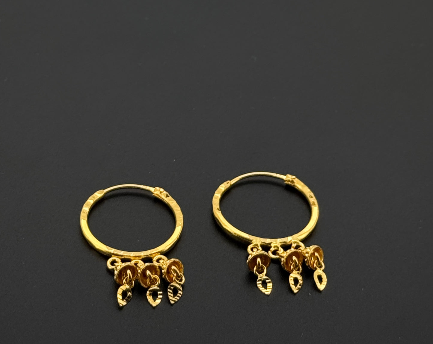 22K Solid Gold Simple Ladies Hoops E870